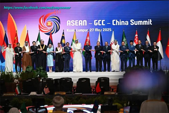 ဒုတိယအကြိမ်မြောက် အာဆီယံ-ပင်လယ်ကွေ့ပူးပေါင်းဆောင်ရွက်မှုကောင်စီ ထိပ်သီးအစည်းအဝေးနှင့် အာဆီယံ-ပင်လယ်ကွေ့ပူးပေါင်းဆောင်မှုကောင်စီ-တရုတ် ထိပ်သီးအစည်းအဝေးတို့သို့ နိုင်ငံခြားရေးဝန်ကြီးဌာန၊ အမြဲတမ်းအတွင်းဝန် ဦးဆောင်သော မြန်မာကိုယ်စားလှယ်အဖွဲ့ တက်ရောက်