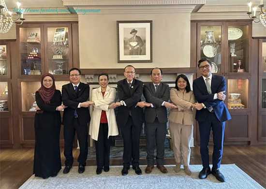 ကနေဒါနိုင်ငံဆိုင်ရာ မြန်မာသံအမတ်ကြီး အာဆီယံကော်မတီ သံရုံးအကြီးအကဲများ၏ အစည်းအဝေးနှင့် အလုပ်သဘောနေ့လယ်စာစားပွဲသို့ တက်ရောက်