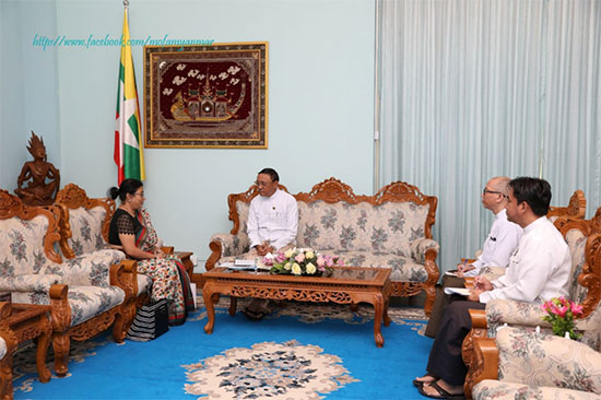 ပြည်ထောင်စုသမ္မတမြန်မာနိုင်ငံတော်၊ နိုင်ငံခြားရေးဝန်ကြီးဌာန ဒုတိယဝန်ကြီး ဦးကိုကိုကျော် သည် ပြည်ထောင်စုသမ္မတမြန်မာနိုင်ငံတော်ဆိုင်ရာ သီရိလင်္ကာသံအမတ်ကြီး မစ္စစ် ပွန်နမ်ပီရူးမား အာရာချ်ချီဂီ ပရာဘာရှီနီ ပွန်နမ်ပီရူးမားအား လက်ခံတွေ့ဆုံ