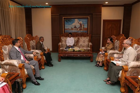 ပြည်ထောင်စုသမ္မတမြန်မာနိုင်ငံတော်၊ နိုင်ငံခြားရေးဝန်ကြီးဌာန၊ ဒုတိယဝန်ကြီး ဦးလွင်ဦး က ပြည်ထောင်စုသမ္မတ မြန်မာနိုင်ငံတော်ဆိုင်ရာ အိန္ဒိယသံအမတ်ကြီး မစ္စတာ အဘ်ဟေး တာကူးရ် အား လက်ခံတွေ့ဆုံ