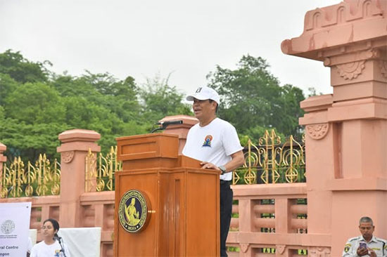 ဒုတိယဝန်ကြီးချုပ်နှင့် နိုင်ငံခြားရေးဝန်ကြီးဌာန၊ ပြည်ထောင်စုဝန်ကြီး ဦးသန်းဆွေ (၁၁) ကြိမ်မြောက် အပြည်ပြည်ဆိုင်ရာယောဂနေ့ အထိမ်းအမှတ်အခမ်းအနား ယောဂသရုပ်ပြလေ့ကျင့်ခြင်းအစီအစဉ်သို့ ပါဝင်တက်ရောက်