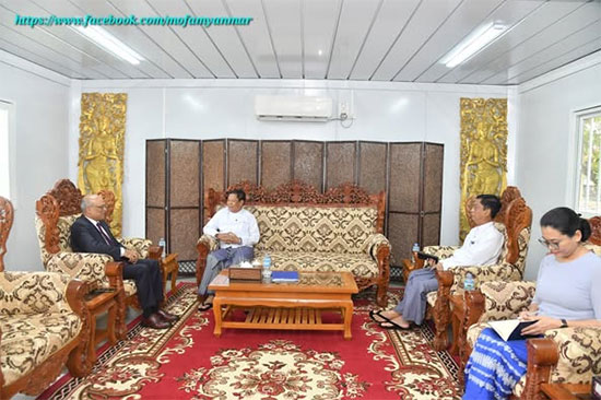 ဒုတိယဝန်ကြီးချုပ်နှင့် နိုင်ငံခြားရေးဝန်ကြီးဌာန၊ ပြည်ထောင်စုဝန်ကြီး ဦးသန်းဆွေ သည် ပြည်ထောင်စုသမ္မတမြန်မာနိုင်ငံတော်ဆိုင်ရာ ဘင်္ဂလားဒေ့ရှ်ပြည်သူ့သမ္မတနိုင်ငံ သံအမတ်ကြီး ဒေါက်တာ မိုဟာမက် မွန်(န)ဝါ ဟူစိန်  ကို လက်ခံတွေ့ဆုံ