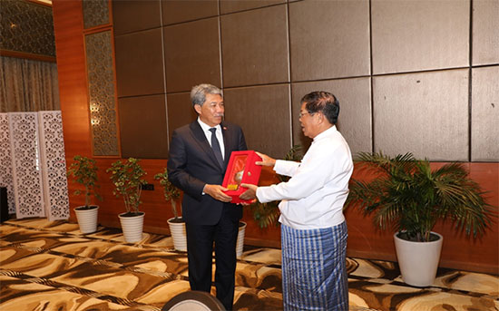 နိုင်ငံခြားရေးဝန်ကြီးဌာန၊ ပြည်ထောင်စုဝန်ကြီးက မလေးရှားနိုင်ငံ နိုင်ငံခြားရေးဝန်ကြီးနှင့် တွေ့ဆုံဆွေးနွေး