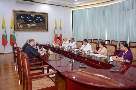 နိုင်ငံခြားရေးဝန်ကြီးဌာန၊ ဒုတိယဝန်ကြီးက ဟနွိုင်းမြိုအခြေစိုက်၊ ဘယ်လာရုစ်သံအမတ်ကြီးကို လက်ခံတွေ့ဆုံ