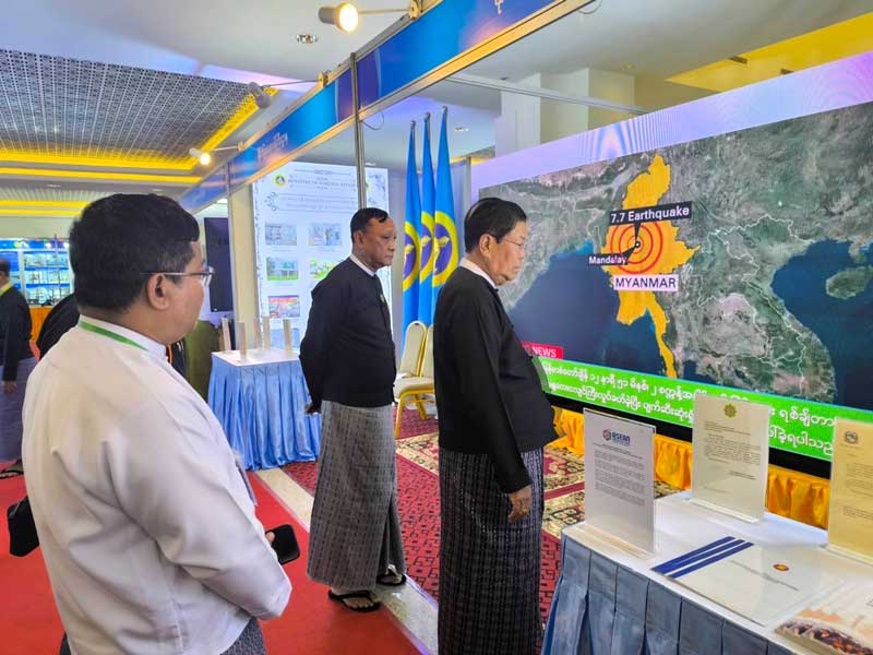 မန္တလေးငလျင်ကြီး (၁) နှစ်ပြည့်အထိမ်းအမှတ်အခမ်းအနားပြပွဲသို့ နိုင်ငံခြားရေး ဝန်ကြီးဌာနမှ ပါဝင်ပြသ