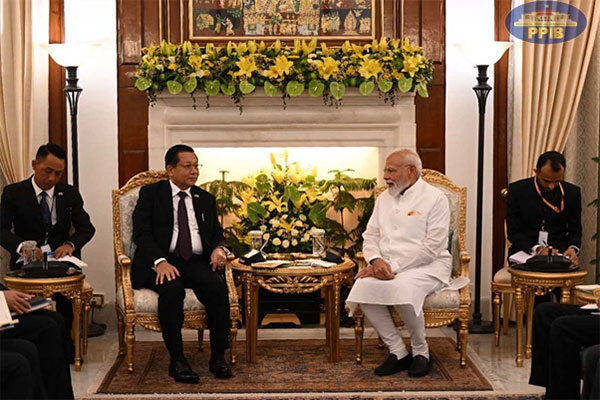 ပြည်ထောင်စုသမ္မတမြန်မာနိုင်ငံတော် နိုင်ငံတော်သမ္မတ ဦးမင်းအောင်လှိုင် အိန္ဒိယသမ္မတနိုင်ငံ ဝန်ကြီးချုပ် H.E. Shri Narendra Modi နှင့် တွေ့ဆုံဆွေးနွေး